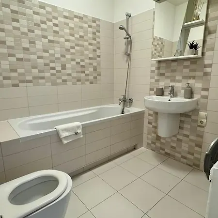 Metropolia Deluxe